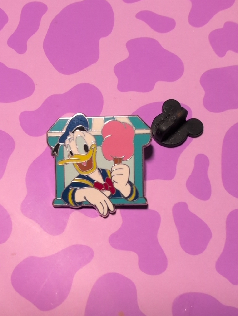 Disney Donald Duck Pin - 2016